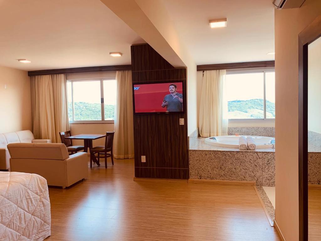 Hotel Mirante Sao Bras São Brás do Suaçuí Kültér fotó